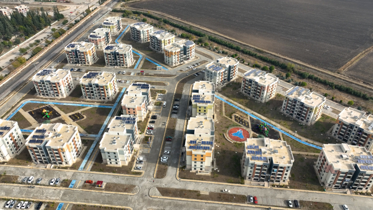 Toki, Ceyhan'daki tüm felaket konutlarını tamamladı