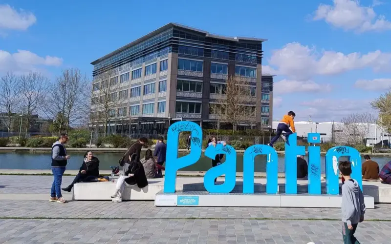 Paris'te Şok Olay: Yardım Söylemiyle Evine Çağrılan Kadına Cinsel Saldırı Düzenlendi