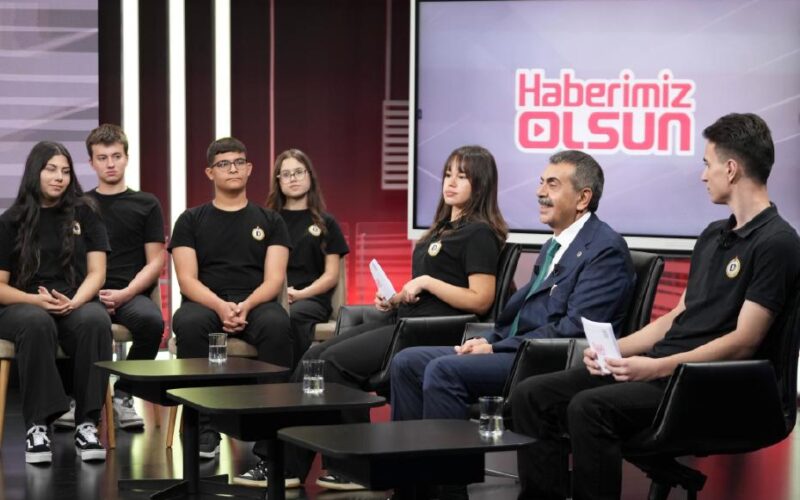 Bakan Tekin'den YKS açıklaması. "Sınavın ne sistemi değişecek ne usulü"